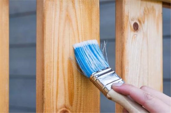 木器漆发白、发蒙的原因及处理方法